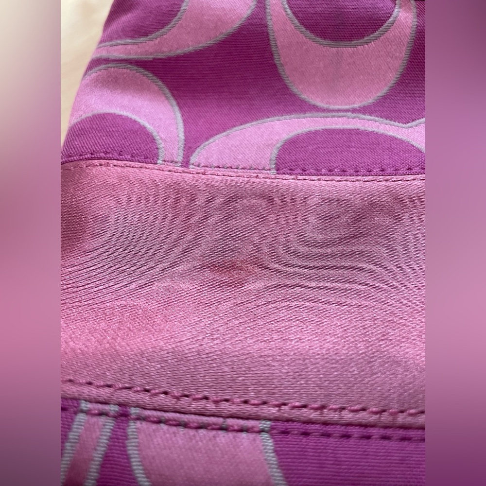 Coach Vintage Plum Pink Signature Crossbody - Picture 9 of 10